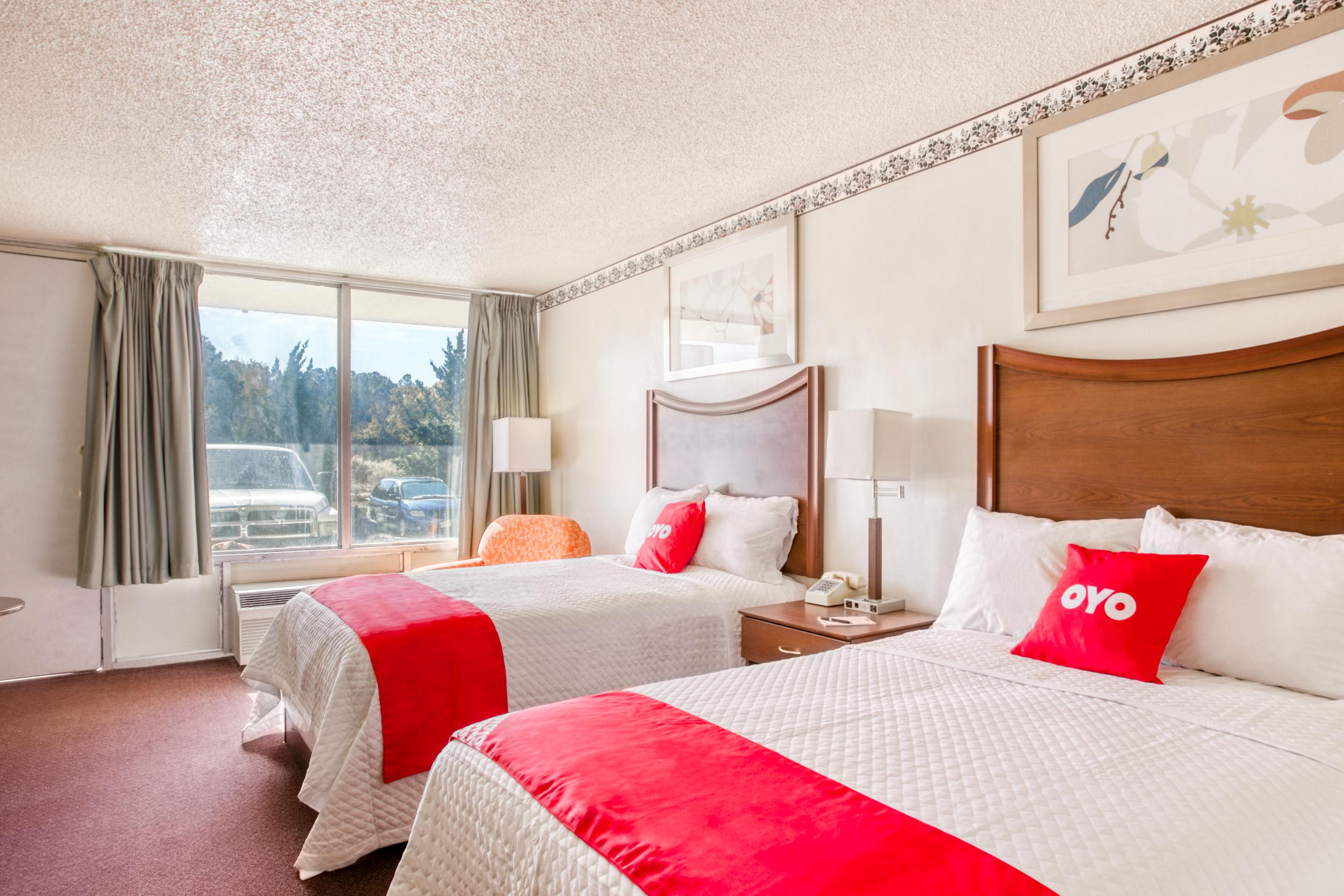 Oyo Hotel Petersburg Va - Templeton Dış mekan fotoğraf