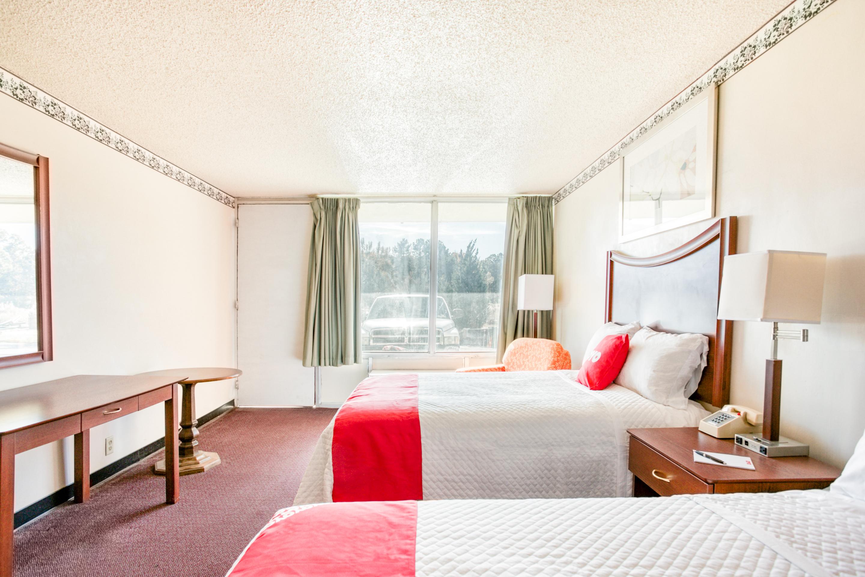 Oyo Hotel Petersburg Va - Templeton Dış mekan fotoğraf