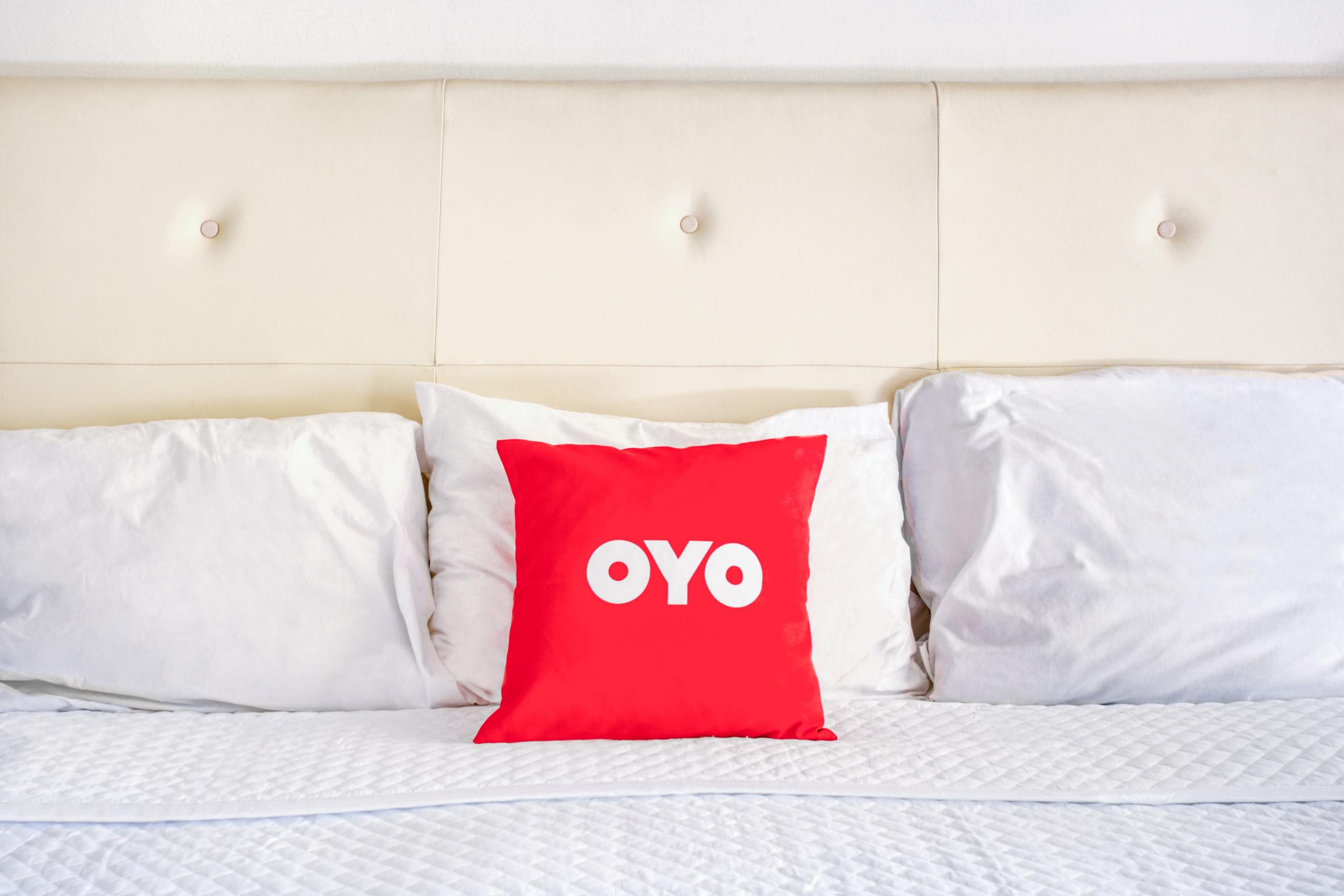 Oyo Hotel Petersburg Va - Templeton Dış mekan fotoğraf