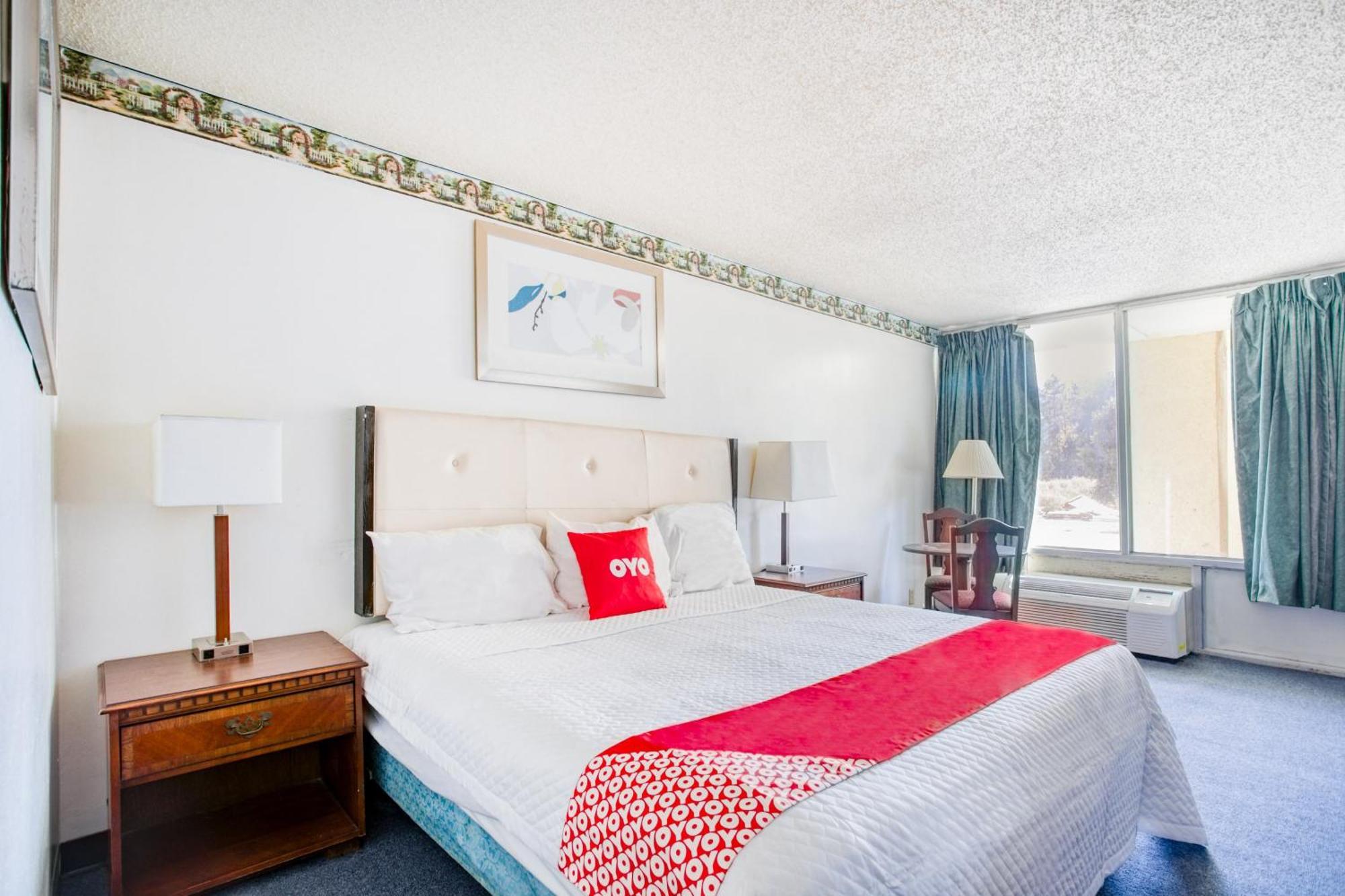 Oyo Hotel Petersburg Va - Templeton Dış mekan fotoğraf