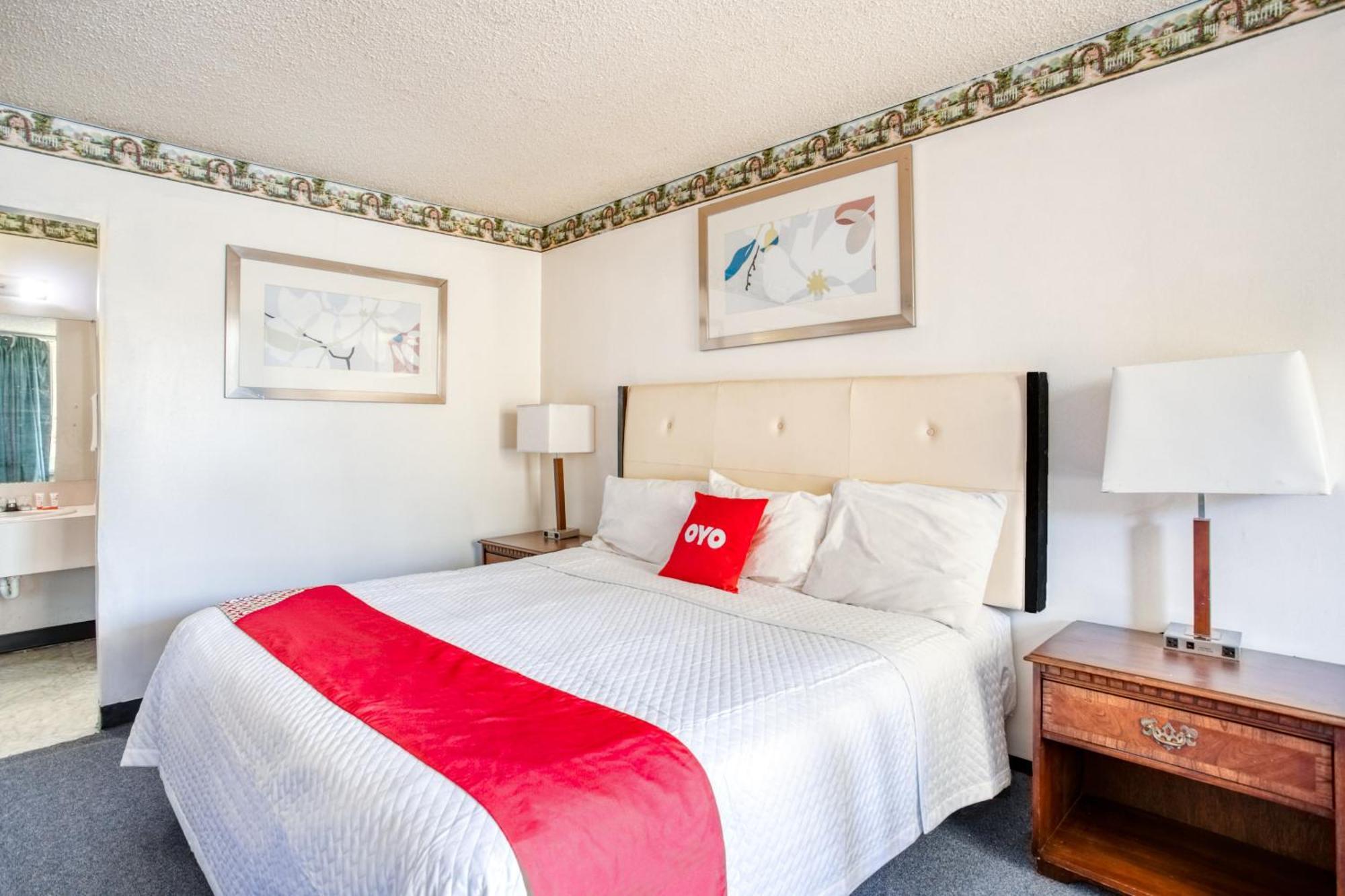 Oyo Hotel Petersburg Va - Templeton Dış mekan fotoğraf